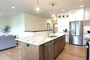 2146 Aurrailia Ct, Green Bay, WI 54311 - Photo 12