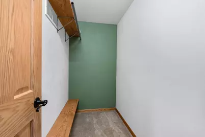 2705 Oakwood Circle, Oshkosh, WI 54904 - Photo 38