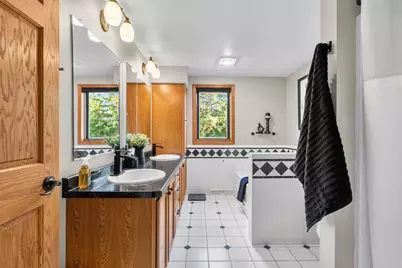 2705 Oakwood Circle, Oshkosh, WI 54904 - Photo 20