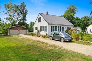 113 N Elm Ave, Gillett, WI 54124 - Photo 4