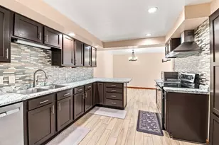 2691 Mayline Dr, Green Bay, WI 54311 - Photo 18
