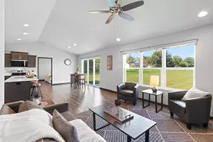 1743 Honor St, Neenah, WI 54956 - Photo 8