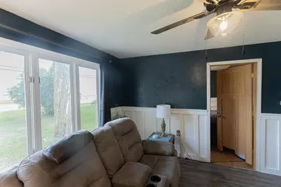 429 E Washington Street, Gillett, WI 54124 - Photo 8