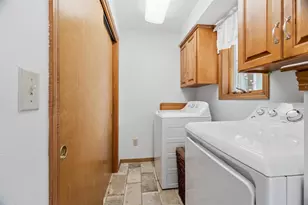 1337 Orchard Ct, Neenah, WI 54956 - Photo 20