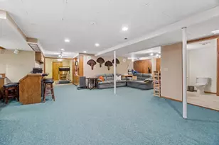 1337 Orchard Ct, Neenah, WI 54956 - Photo 38
