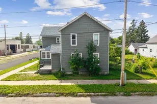 1802 11th Ave, Menominee, MI 49858 - Photo 12