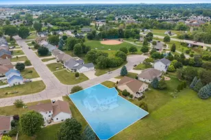 465 Winding Waters Way, De Pere, WI 54115 - Photo 4