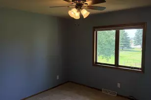 2758 Char La Mar Dr, Green Bay, WI 54311 - Photo 8