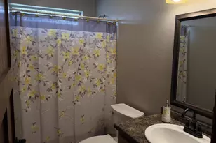 2758 Char La Mar Dr, Green Bay, WI 54311 - Photo 6