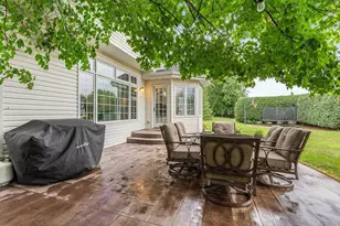 601 E Carrington Ln, Appleton, WI 54913 - Photo 74