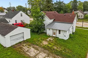 203 N Eighth St, De Pere, WI 54115 - Photo 2