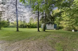 W7310 Hillside Dr, Shawano, WI 54166 - Photo 6