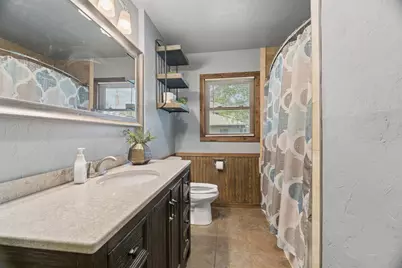 1805 Algoma Boulevard, Oshkosh, WI 54901 - Photo 16