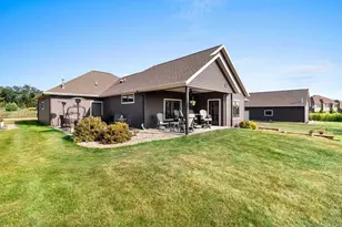 N3025 Steeple Dr, Appleton, WI 54913 - Photo 8
