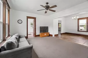335 Cleveland St, Brillion, WI 54110 - Photo 2