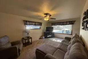 1033 S Cleveland St, Shawano, WI 54166 - Photo 8