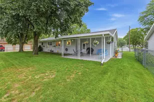 256 S Peters Ave, Fond du Lac, WI 54935 - Photo 28