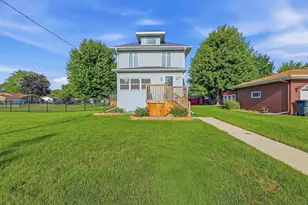684 S Park Ave, Fond du Lac, WI 54935 - Photo 2