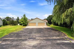 W442 Cindy Ann Ln, Kaukauna, WI 54130 - Photo 2
