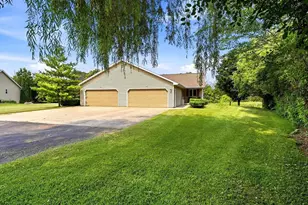W442 Cindy Ann Ln, Kaukauna, WI 54130 - Photo 42