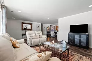 100 St Francis Dr, Green Bay, WI 54301 - Photo 6