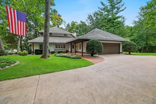 255 Traders Point Ln, Green Bay, WI 54302 - Photo 76
