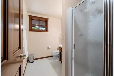 255 Traders Point Lane, Green Bay, WI 54302 - Photo 34