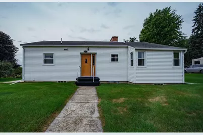 555 Pleasant Hill Avenue, Lomira, WI 53048 - Photo 1