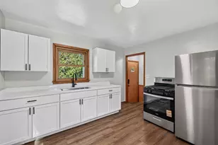 6200 W Manitoba St, Milwaukee, WI 53219 - Photo 8