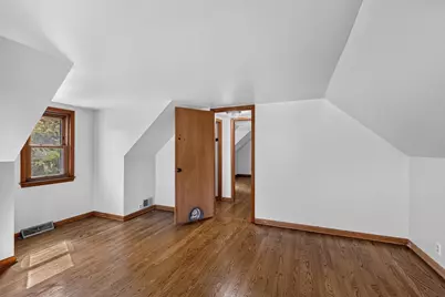 6200 W Manitoba Street, Milwaukee, WI 53219 - Photo 16