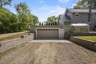 3007 Longview Ln, Suamico, WI 54173 - Photo 28
