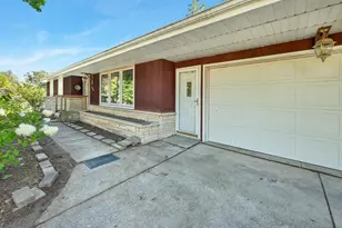 1669 Forest Glen Dr, Green Bay, WI 54304 - Photo 34