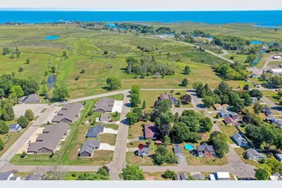 318 Hall Avenue, Oconto, WI 54153 - Photo 26