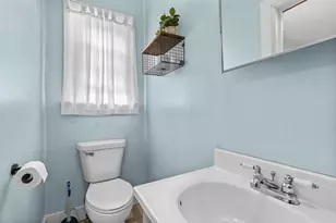 246 W 16th Ave, Oshkosh, WI 54902 - Photo 16