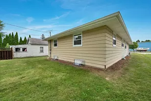 1420 N 27th St, Sheboygan, WI 53081 - Photo 44