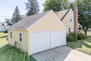 615 Buck St, New London, WI 54961 - Photo 30