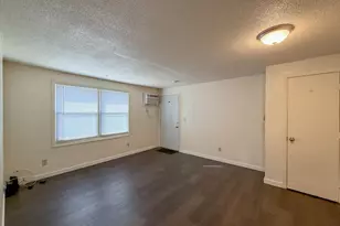 2241 Imperial Ln, Green Bay, WI 54302 - Photo 6