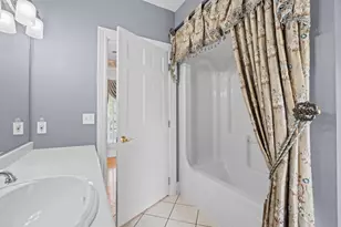 348 Naymut St, Menasha, WI 54952 - Photo 34