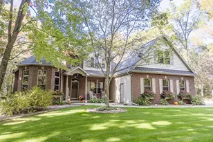N3839 Woodfield Ln, New London, WI 54961 - Photo 2