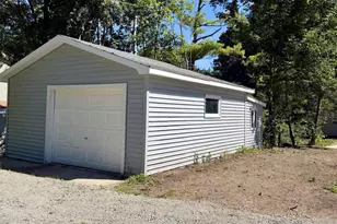 N9736 Central Ave, Wausaukee, WI 54177 - Photo 14
