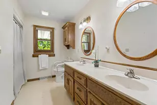 120 E Glenbrook Dr, Pulaski, WI 54162 - Photo 16