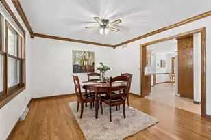 120 E Glenbrook Dr, Pulaski, WI 54162 - Photo 6