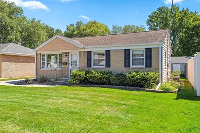 1739 12th Avenue, Green Bay, WI 54304 - Photo 2