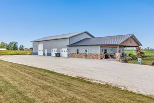 N4881 Gasche Rd, Luxemburg, WI 54217 - Photo 2