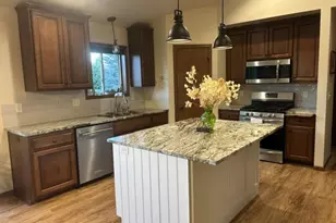 3652 S Ridge Rd, De Pere, WI 54115 - Photo 4