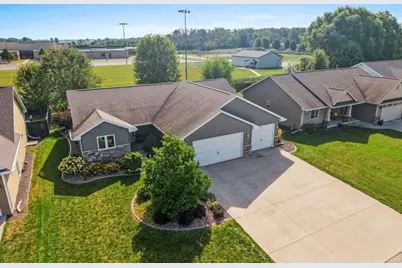 N9046 Spring Valley Road, Menasha, WI 54952 - Photo 2
