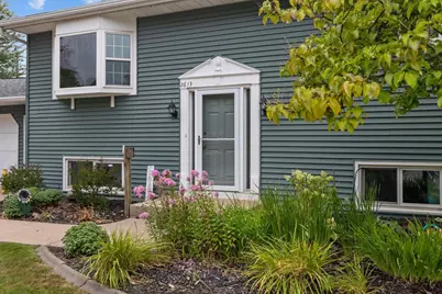 2613 S Jason Drive, Appleton, WI 54915 - Photo 2