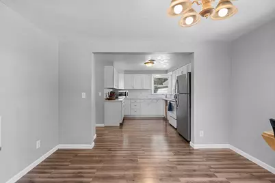 1335 San Jose Place, Green Bay, WI 54303 - Photo 10