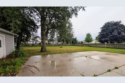 4013 Michigan Avenue, Manitowoc, WI 54220 - Photo 8