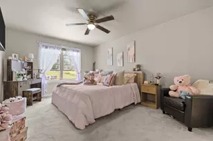 2157 Royal Crest Cir, Green Bay, WI 54311 - Photo 14
